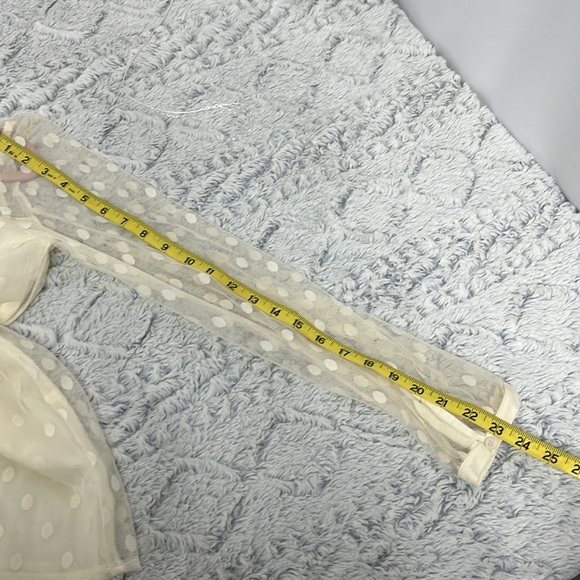 Tulip B cream Dotted Blouse with Sheer Sleeve size large - Picture 6 of 8